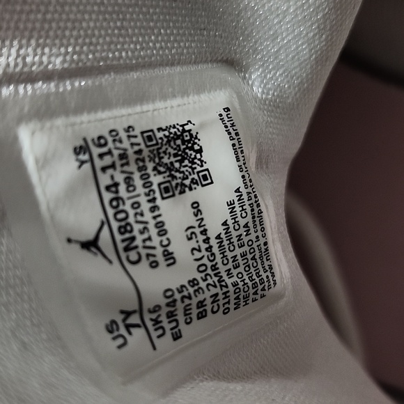 Women's Jordan Hi-Top Pink and White - Picture 5 of 5